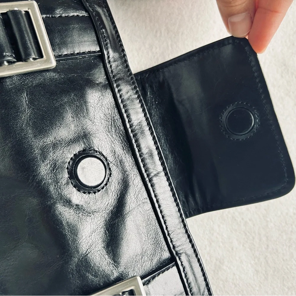 Kenneth Cole Leather Clutch - Picture 5 of 9
